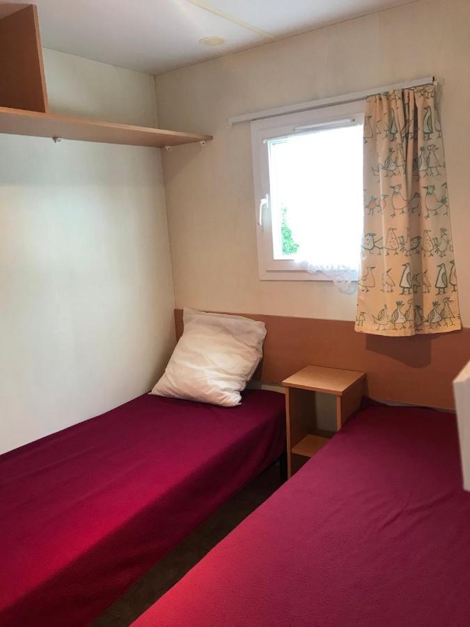 Mobil'Home Dans Camping Bec-de-Mortagne Экстерьер фото
